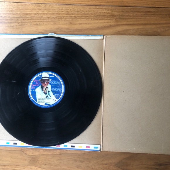 Elton John GREATEST HITS Vinyl Record 1974 MCA - Picture 10 of 12